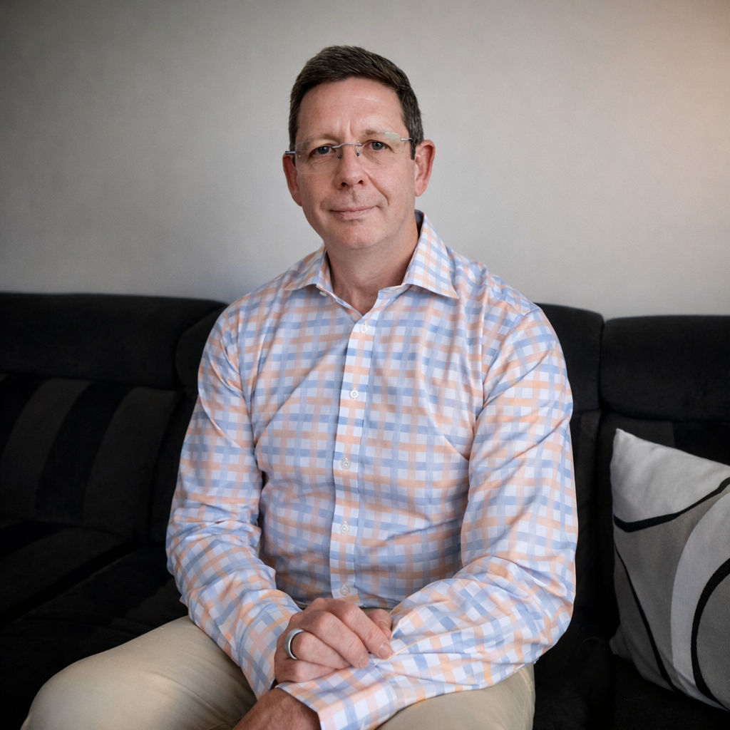 Dr Mark Lewis